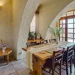Haven With Private Pool And Sea Views Nyaraló *