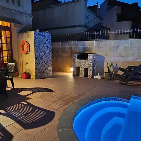 Haven With Private Pool And Sea Views * Għajn Melel