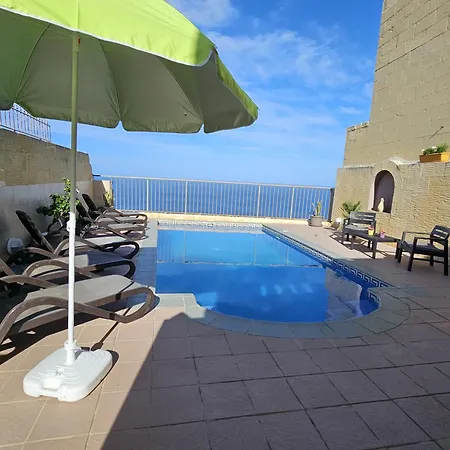 Haven With Private Pool And Sea Views *