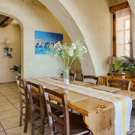 Haven With Private Pool And Sea Views Nyaraló *