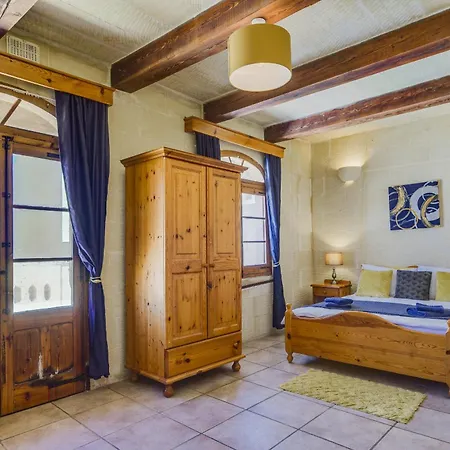 Haven With Private Pool And Sea Views Nyaraló Għajn Melel