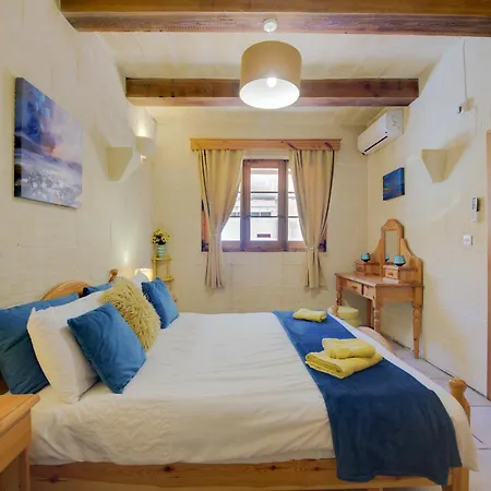 Haven With Private Pool And Sea Views