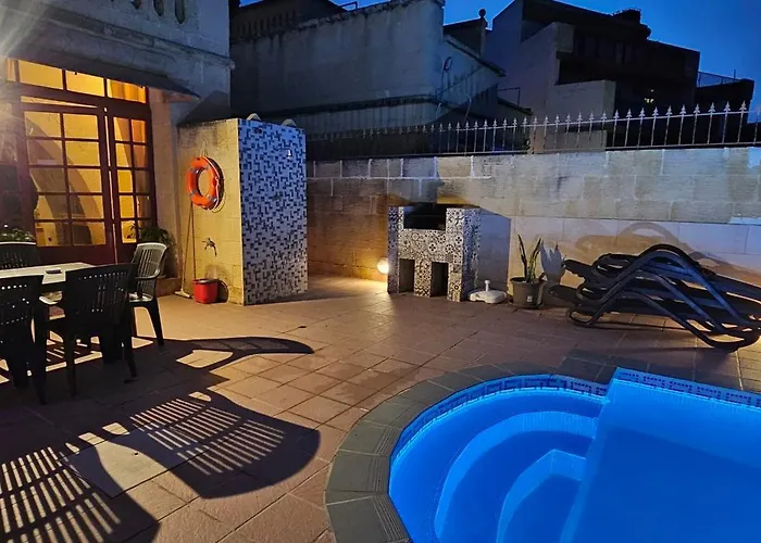 Haven With Private Pool And Sea Views * Ghajn Melel