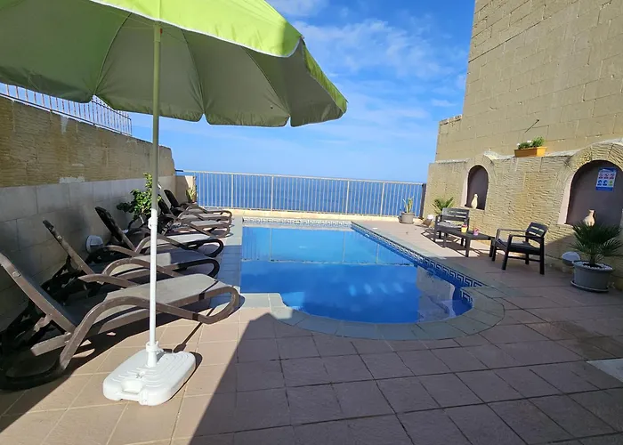 Haven With Private Pool And Sea Views *