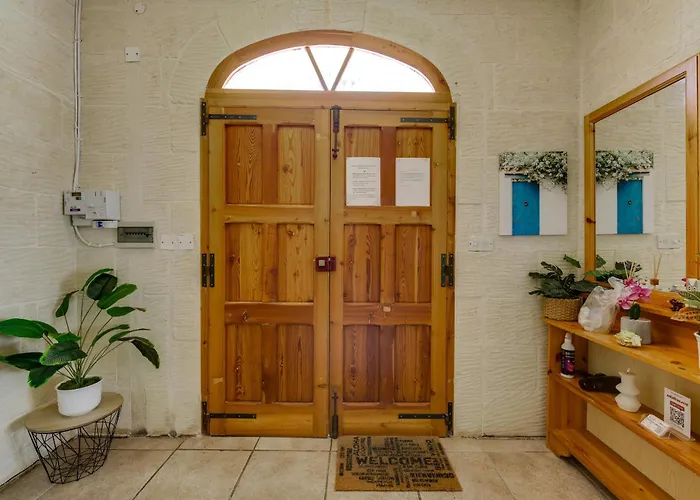 Haven With Private Pool And Sea Views