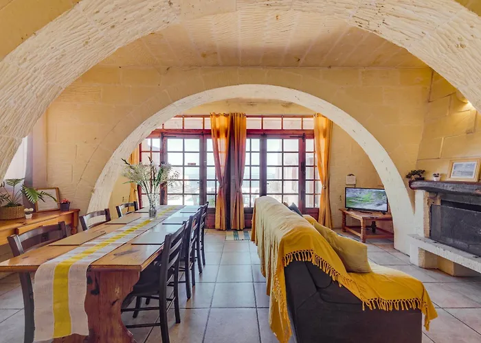 Haven With Private Pool And Sea Views