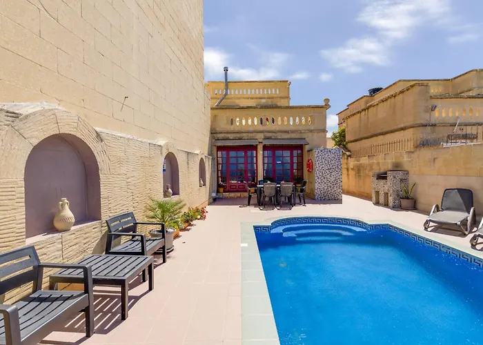 Haven With Private Pool And Sea Views Ghajn Melel